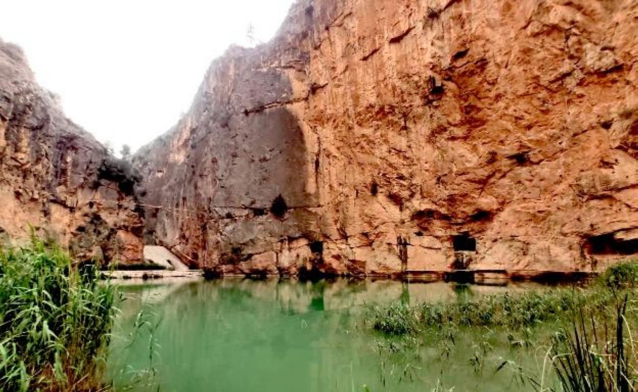 El muerto en el Charco Azul de Chulilla cayó a 80 metros