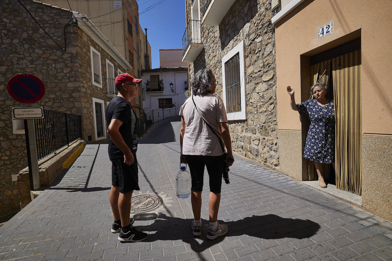 Fotos: El regreso de los vecinos de Bejís a sus casas tras el incendio