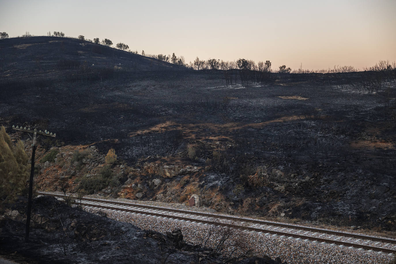 Fotos: Así se encuentra Bejís tras el paso del fuego