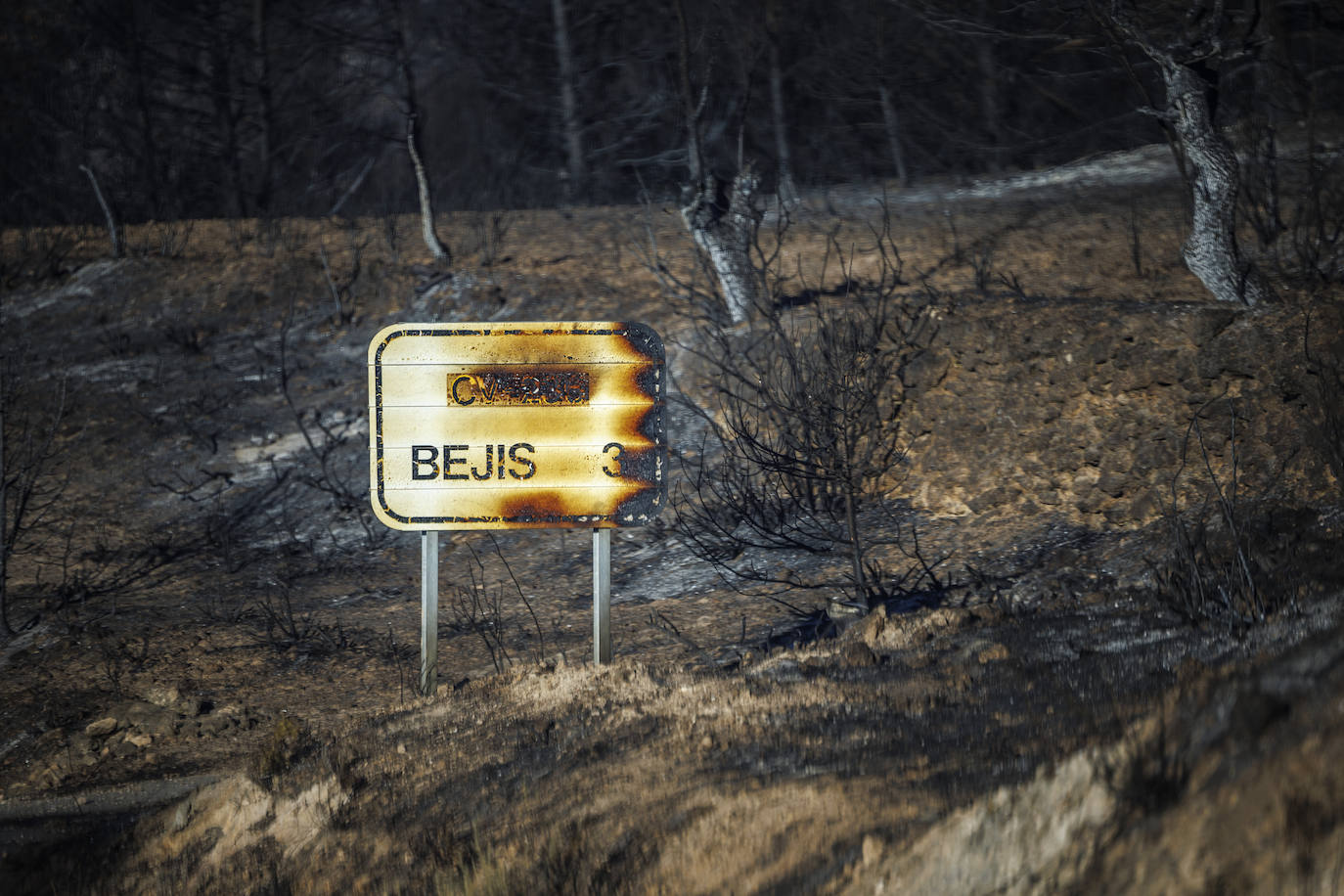 Fotos: Así se encuentra Bejís tras el paso del fuego