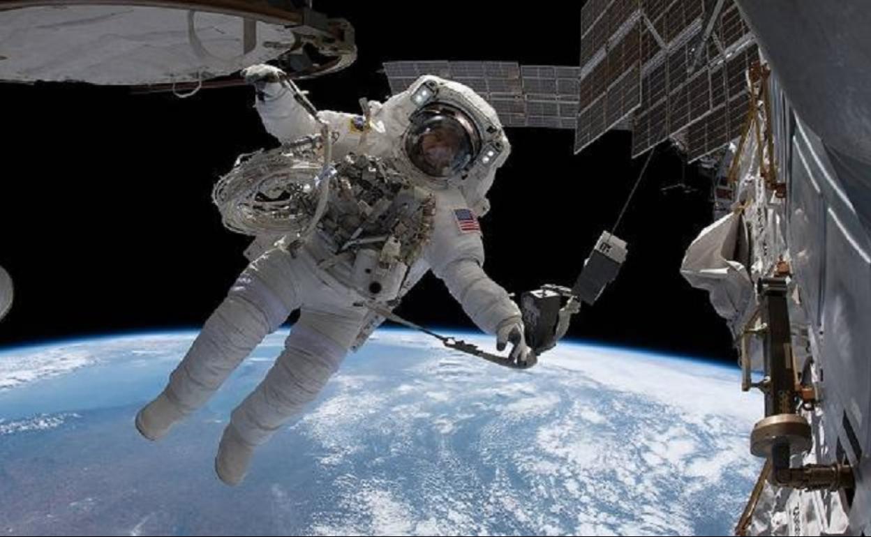 Paseo espacial en la ISS.