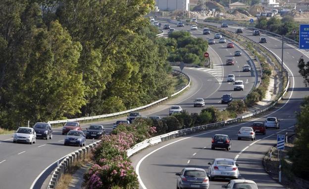 El Gobierno activa los peajes en autovías para 2024: qué es el sistema de viñetas y en cuales se va a pagar