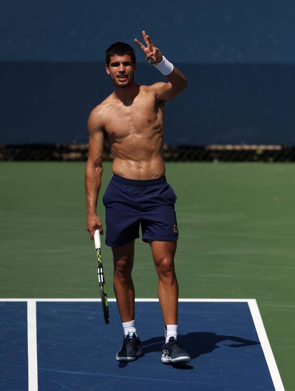 US Open: cambio físico de Alcaraz |  Fotos: Alcaraz prepara su debut en el US Open exhibiendo su gran estado físico