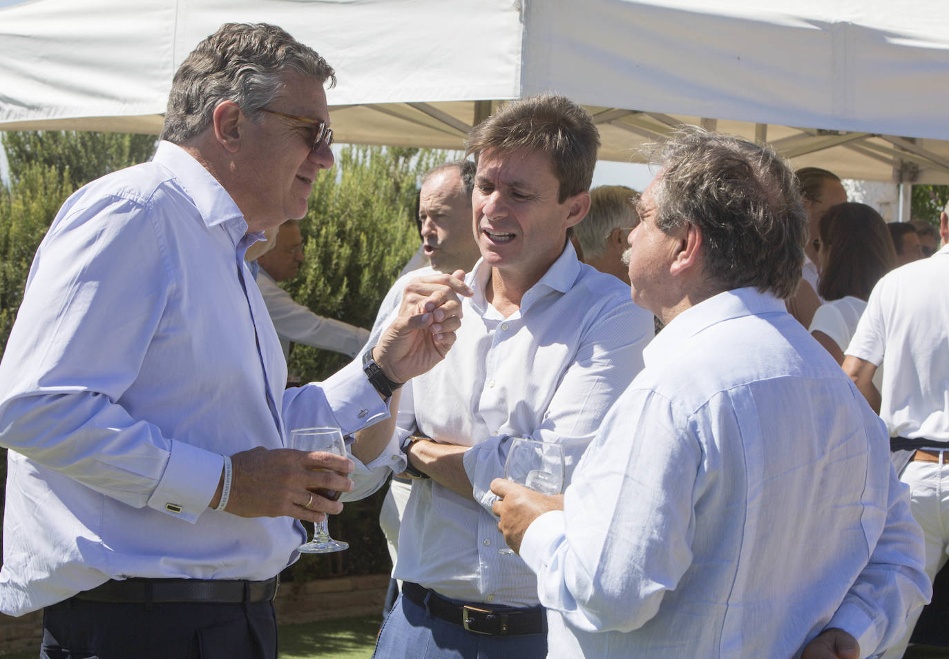 Fotos: Cita de los empresarios valencianos en la Albufera