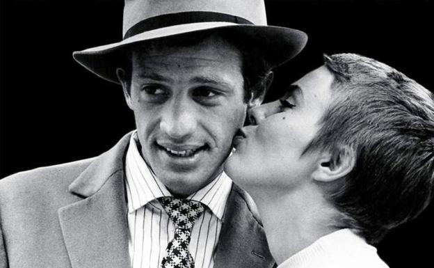 Jean-Paul Belmondo y Jean Seberg en 'Al final de la escapada'.