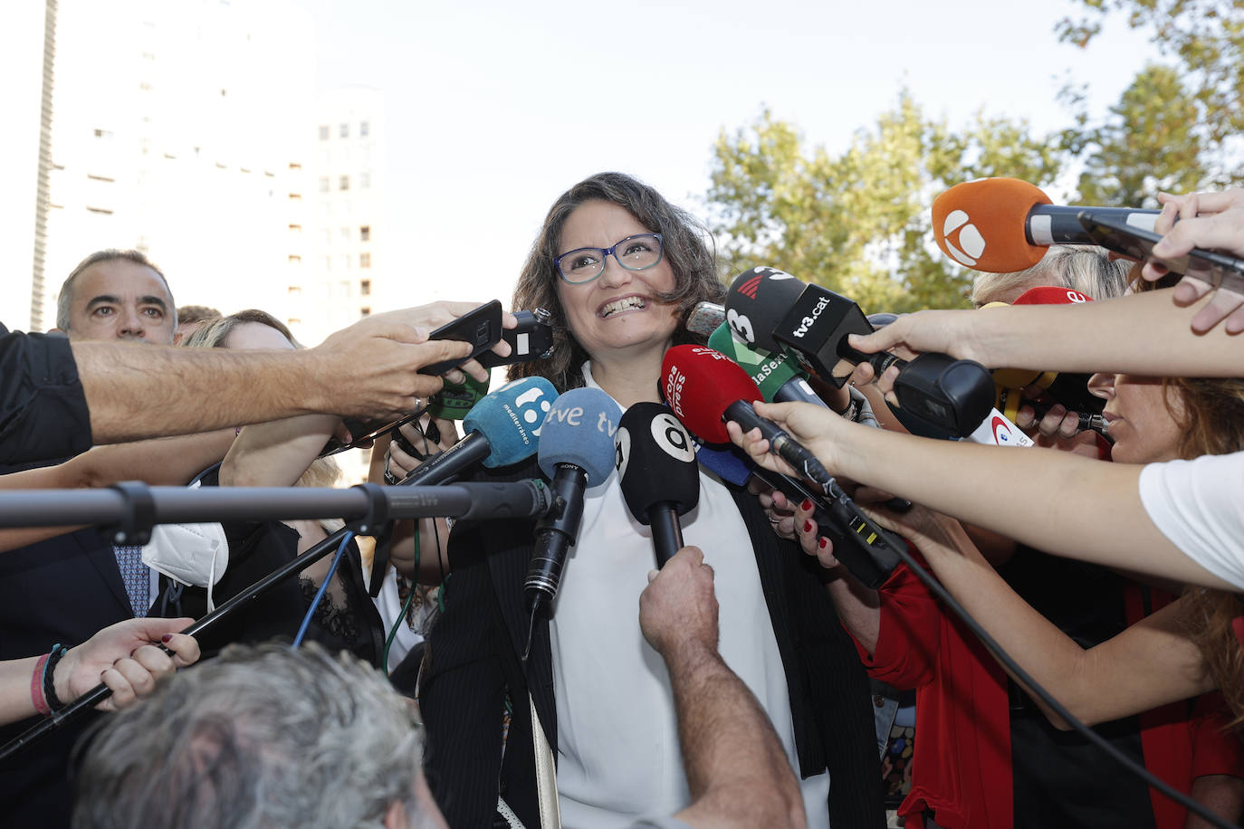 Fotos: Oltra, en la Ciudad de la Justicia para declarar como imputada por los abusos de su exmarido