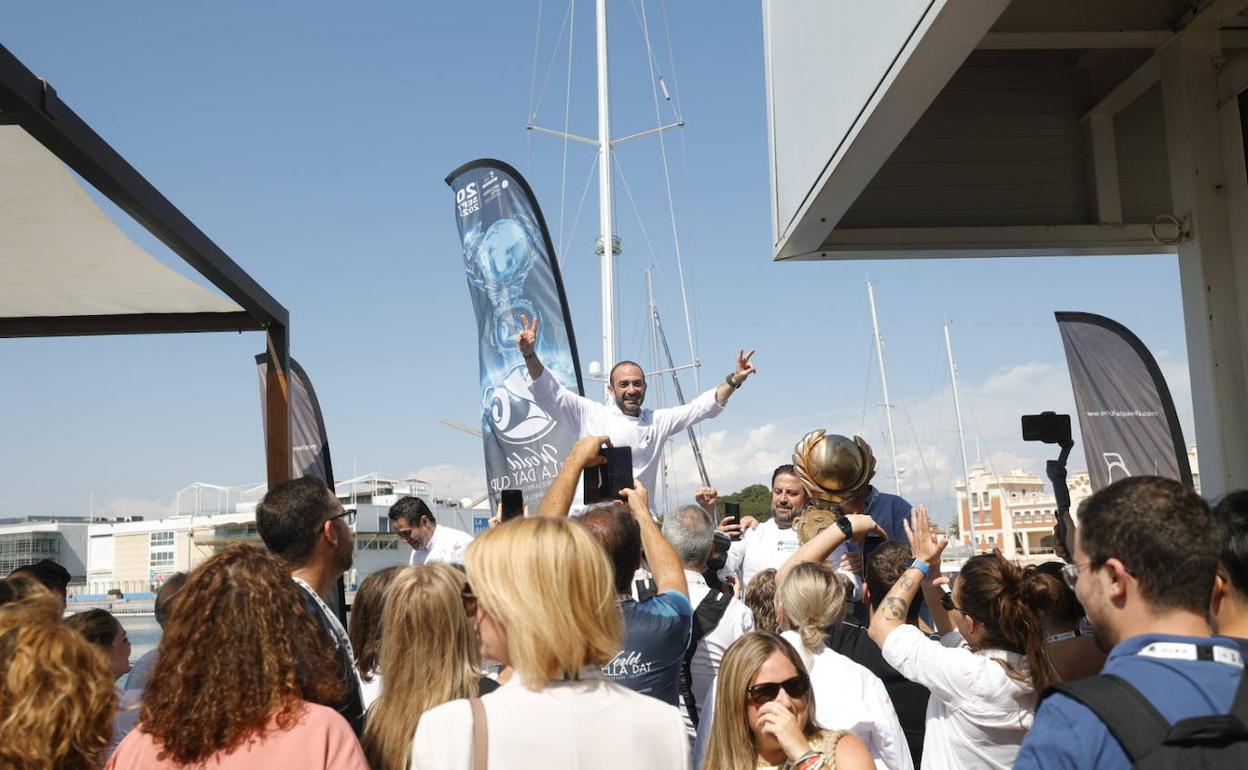 Eric Gil, exultante, después de conocerse que era el ganador de la World Paella Day Cup. 