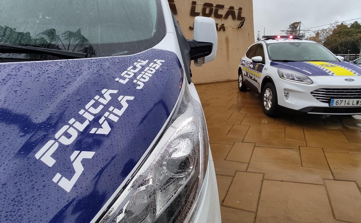 La Vila Joiosa: Los arrestados, cuya víctima es un tercer menor de edad, ya han pasado a disposición judicial | Detenidos dos menores en La Vila Joiosa por un atraco con arma blanca