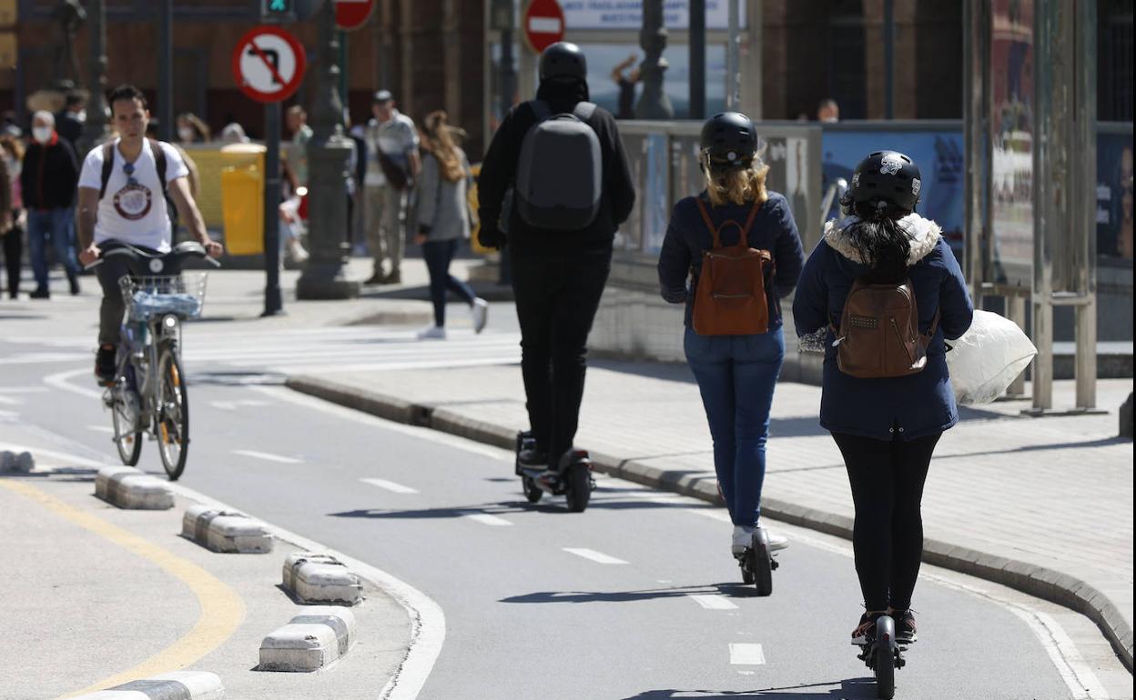 Valencia: los carriles bici que se van arreglar | Los ocho carriles bici bacheados que reparará el Ayuntamiento en Valencia