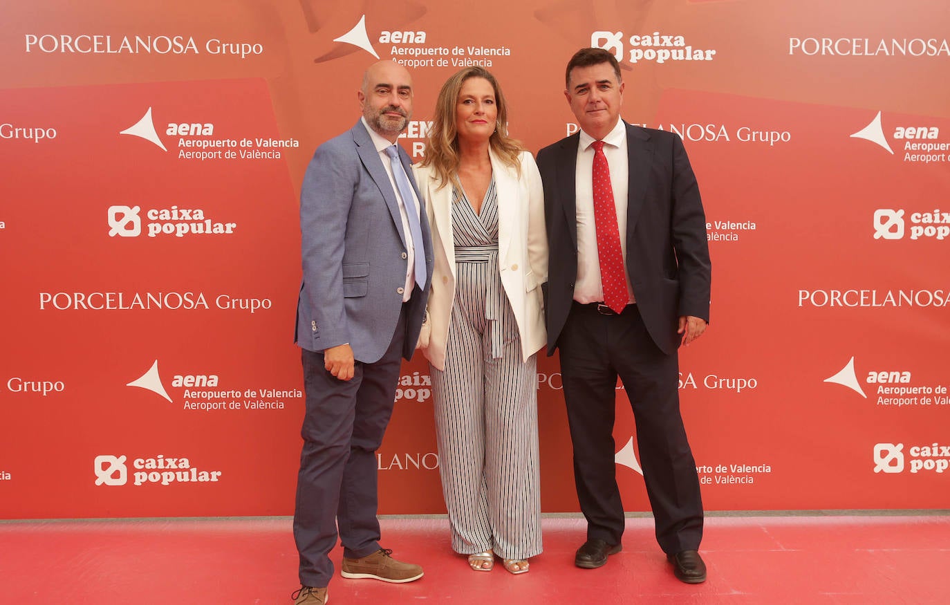 Miguel Iparraguirre junto a Cristina Domínguez y Pablo Martí.