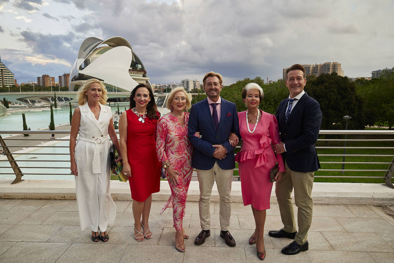 María Marco, Susana Sorribes, Merche Fillol,  Javier Martínez, Marisa Marín y Carlos Cervera.