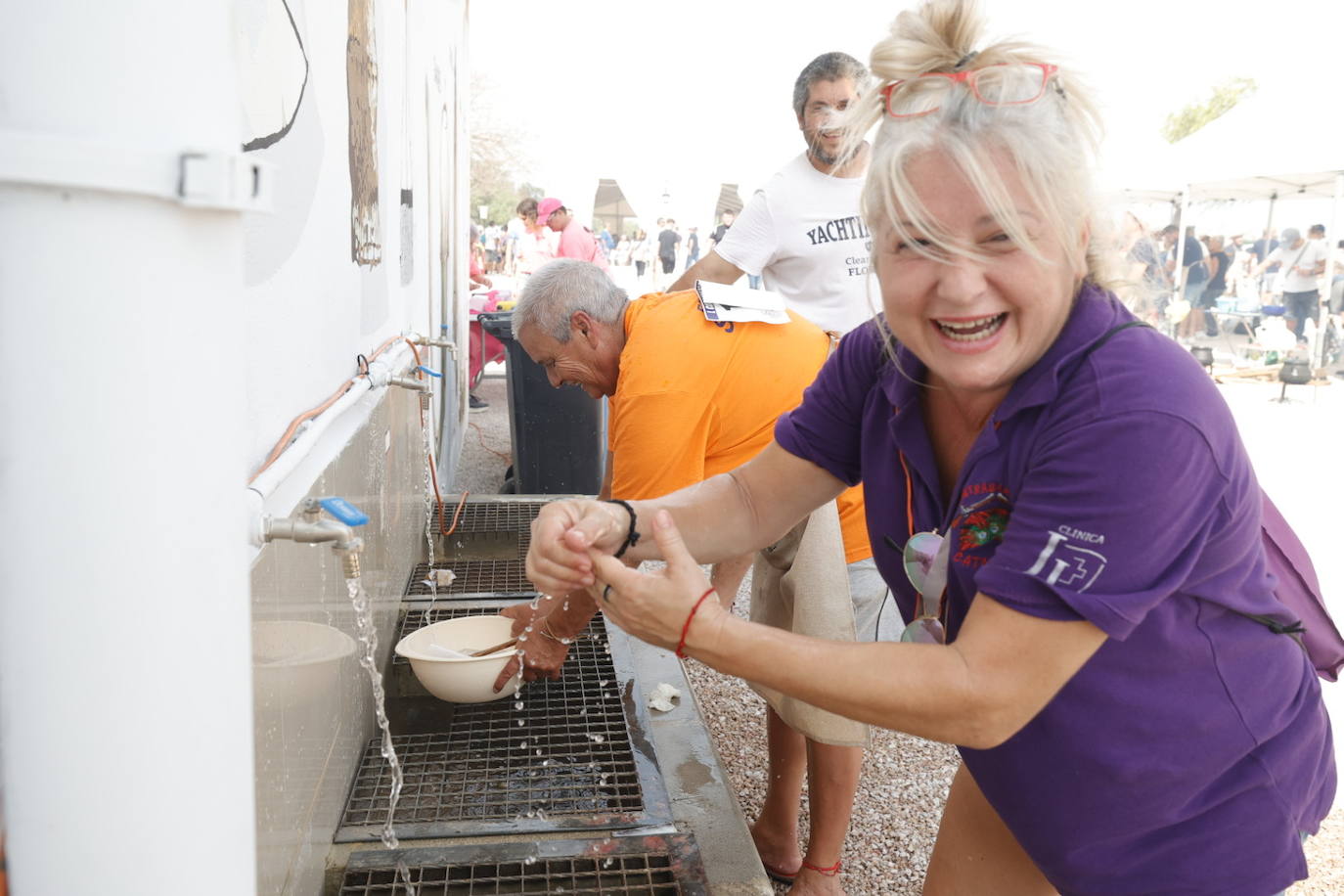 El concurso de allipebre de Catarroja cumple cincuenta años y bate récord con 150 familias o amigos participantes