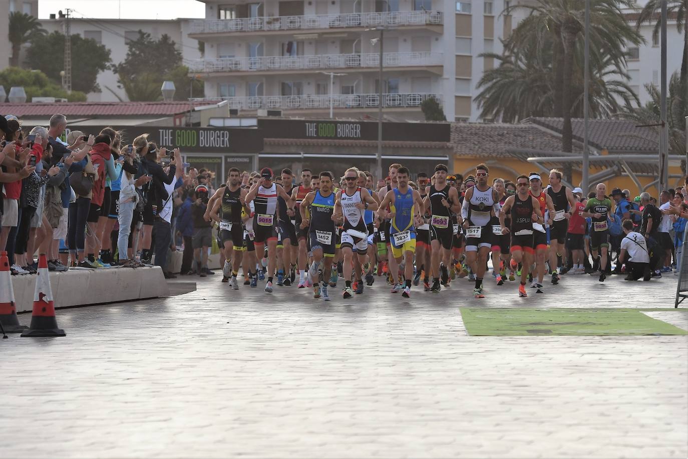 Fotos: Búscate en el triatlón de Xàbia 2022