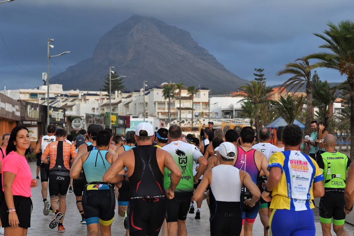 Fotos: Búscate en el triatlón de Xàbia 2022