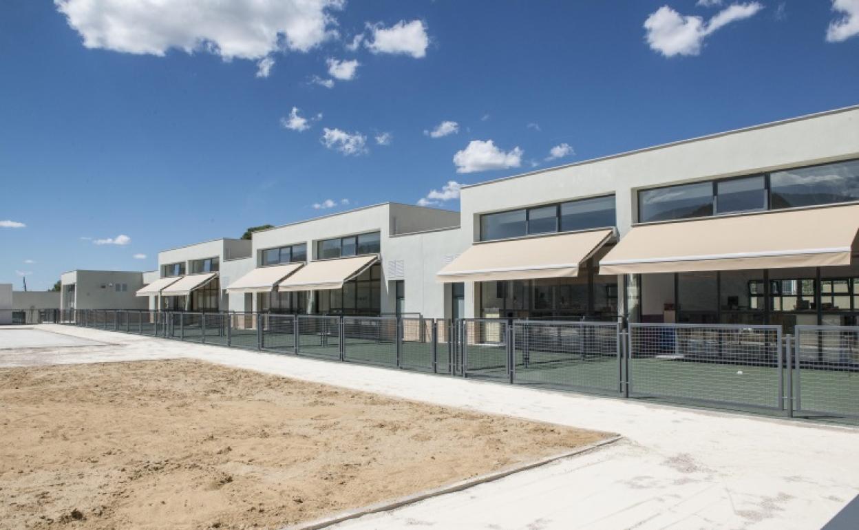 El nuevo aulario de Infantil del colegio de Bocairent que ha generado polémica. 