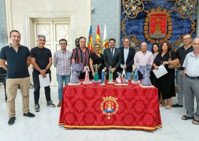 Imagen secundaria 1 - Imagen de la presentación que ha tenido lugar este mediodía en el Ayuntamiento. 