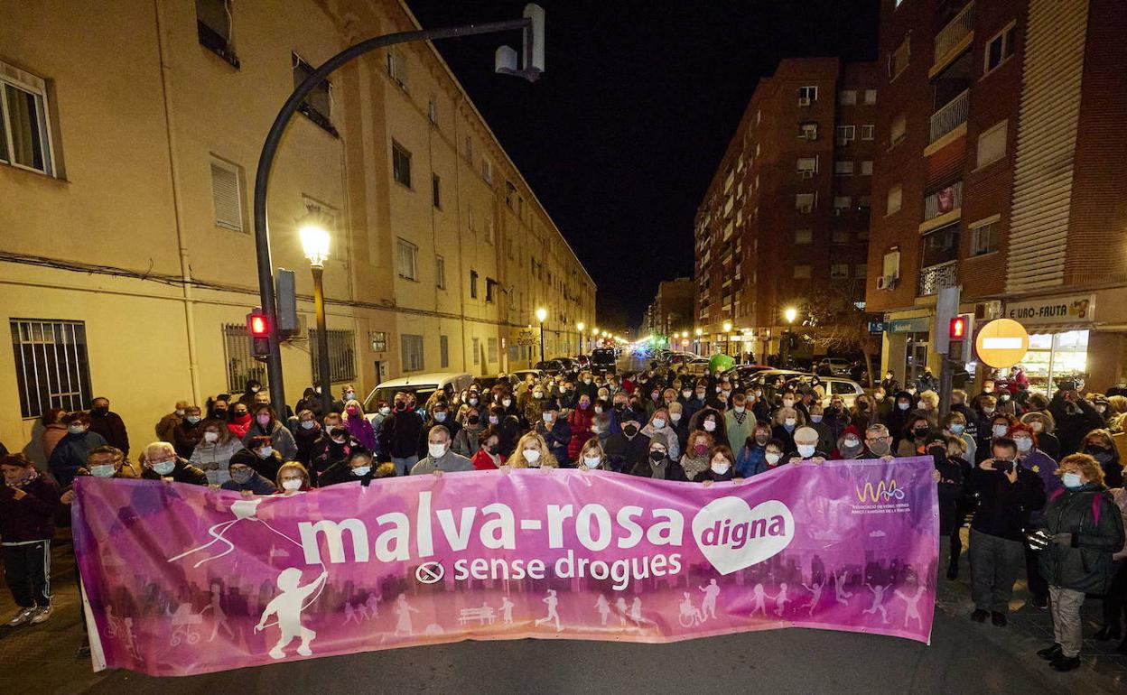 Manifestación vecinal en el barrio de la Malvarrosa. 