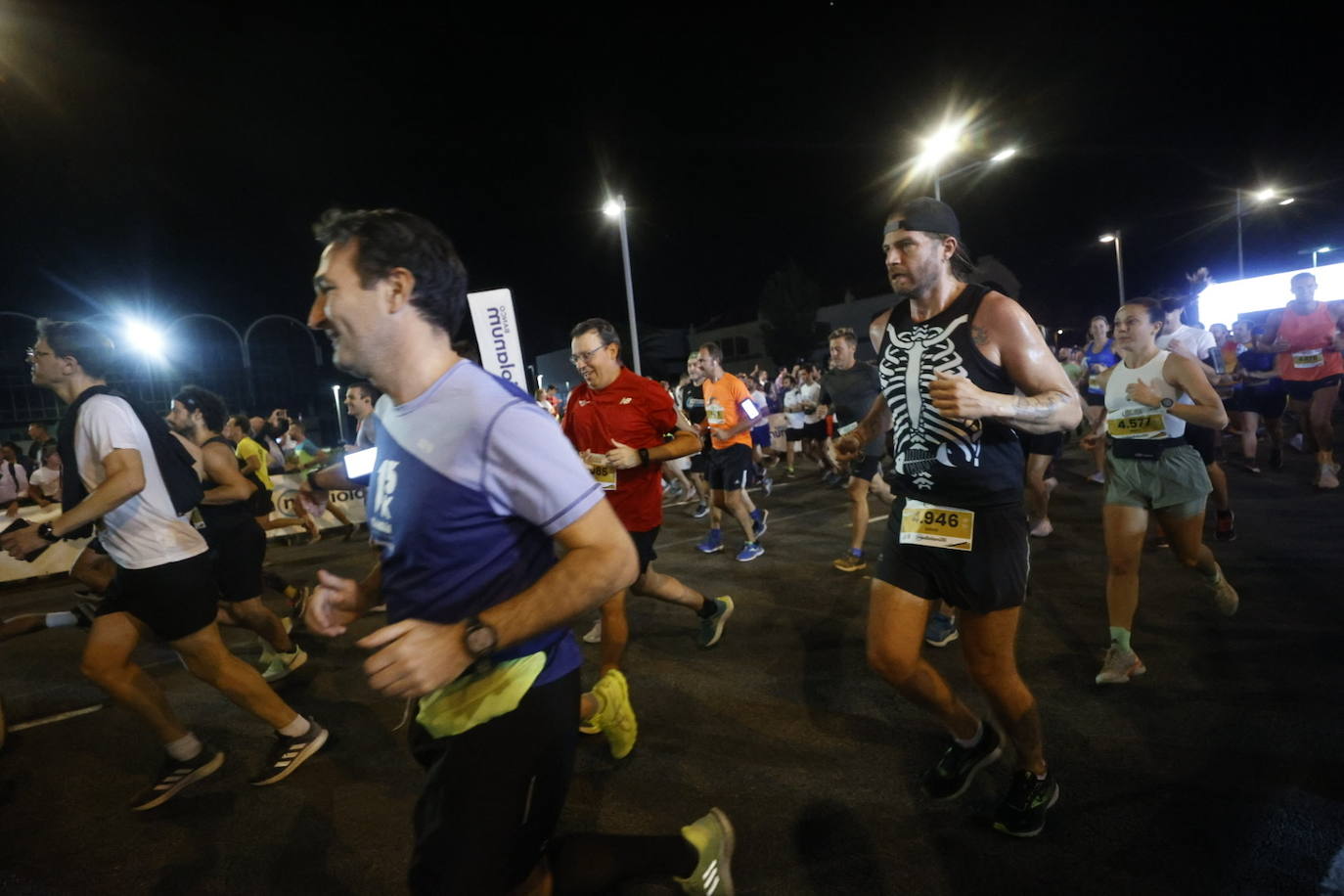 Fotos: Valencia celebra su 15K nocturna 2022