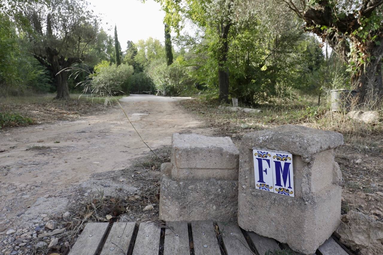 Fotos: Así está la casa de Francis Montesinos que han asaltado dos encapuchados