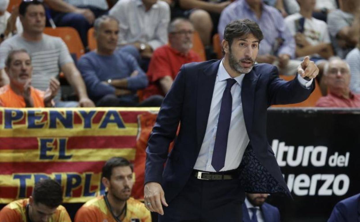 Mumbrú, entrenador de Valencia Basket.