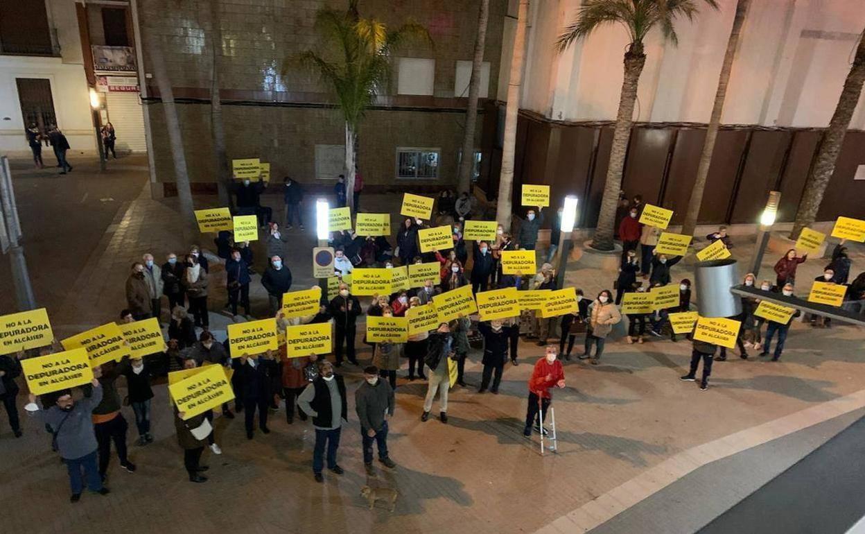 Una de las concentraciones contra la depuradora en Alcàsser. 