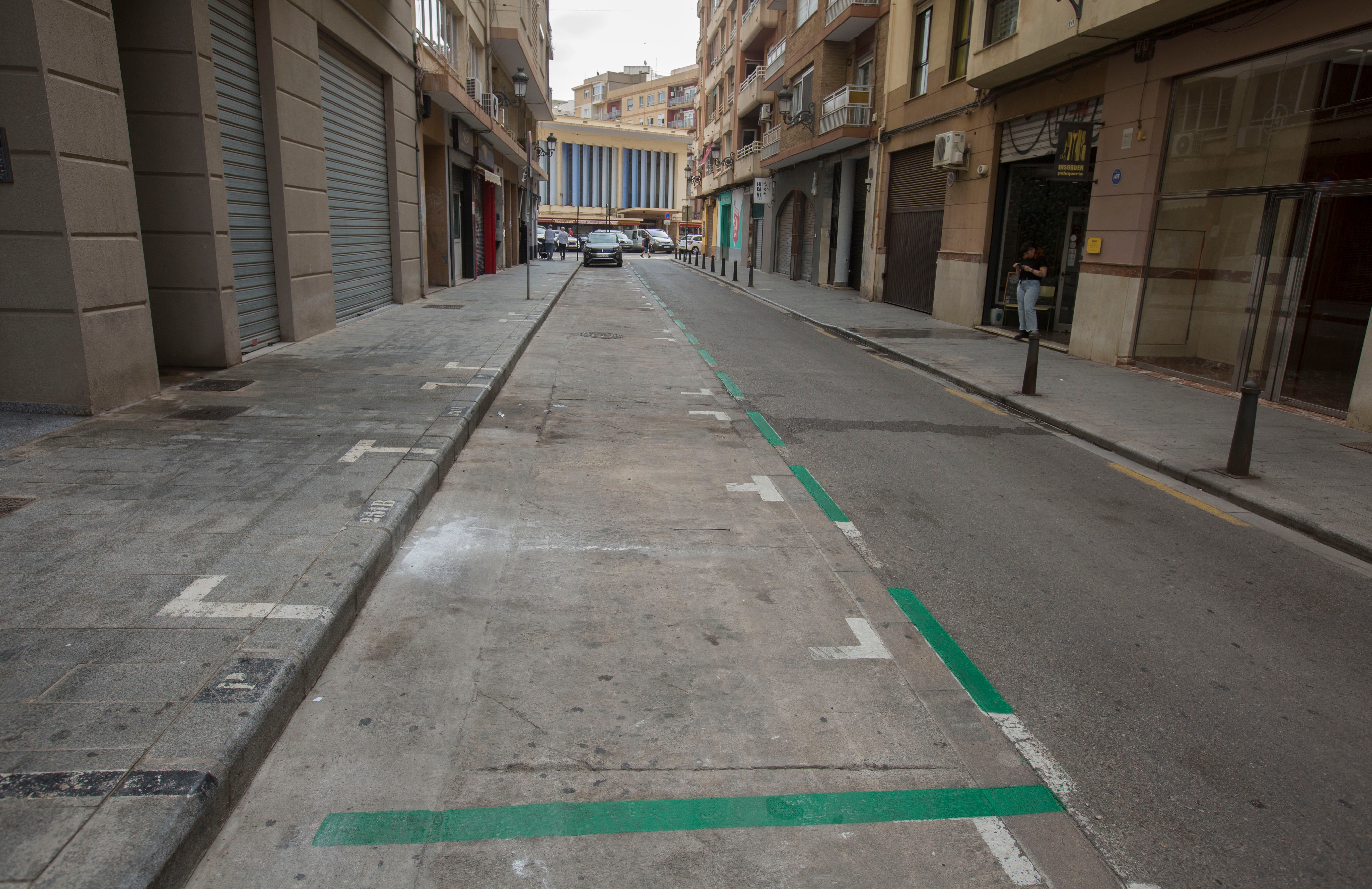 Fotos: El parking de colores de Ruzafa se estrena con fracaso