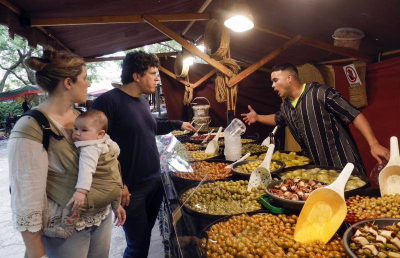 Fotos: Mercado Medieval de Valencia por el 9 d&#039;Octubre