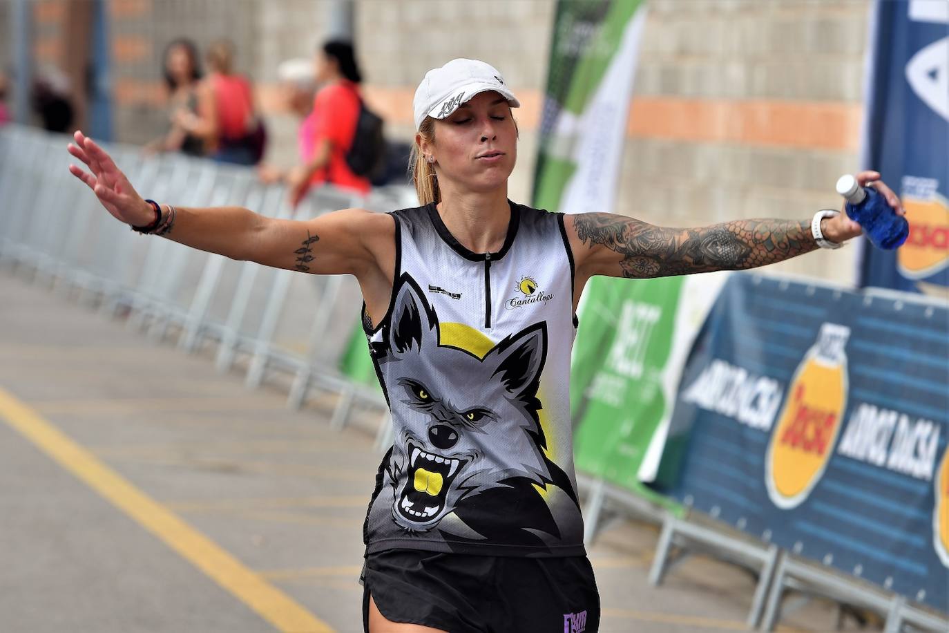 Los corredores en la 10K de Massamagrell.