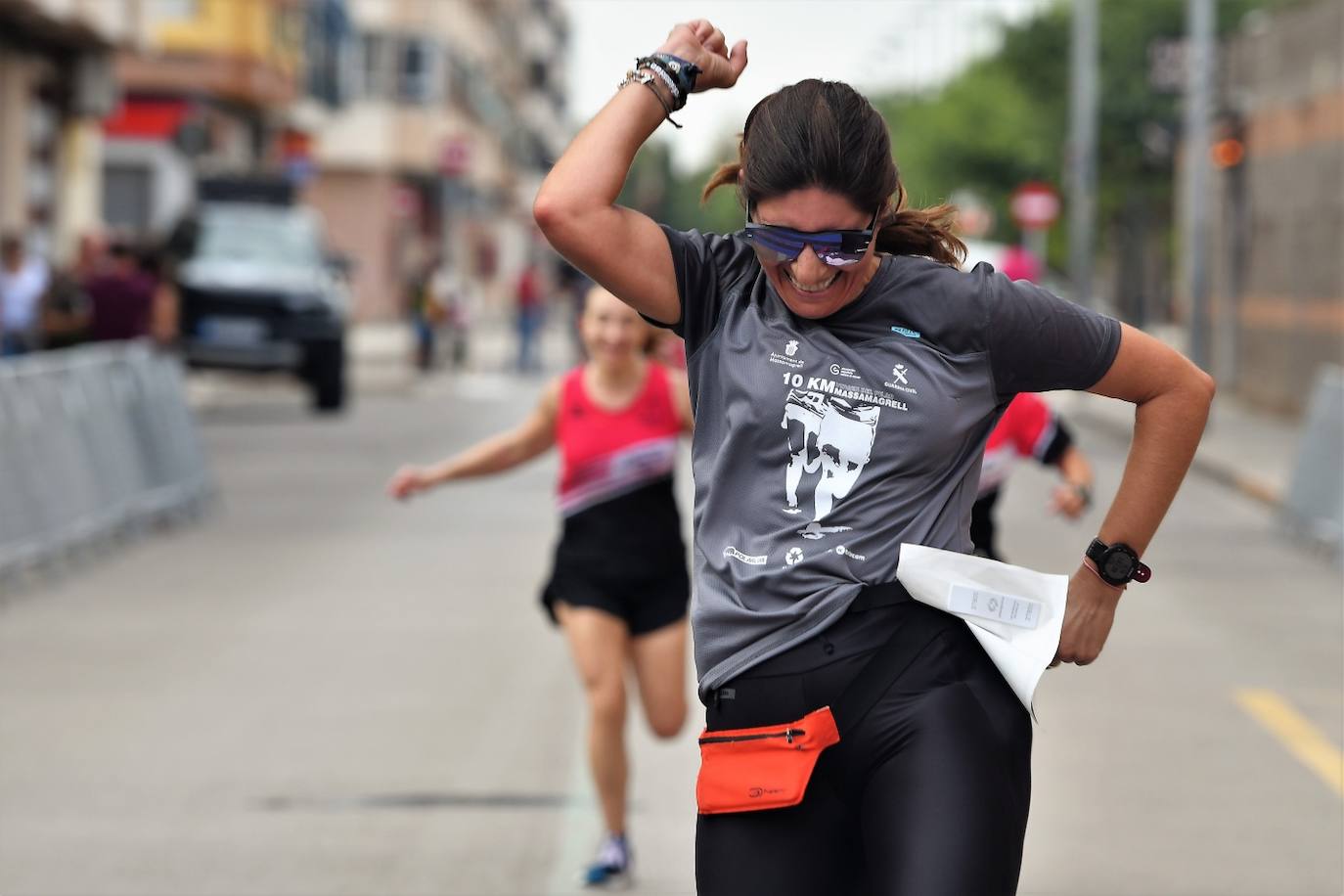 Los corredores en la 10K de Massamagrell.
