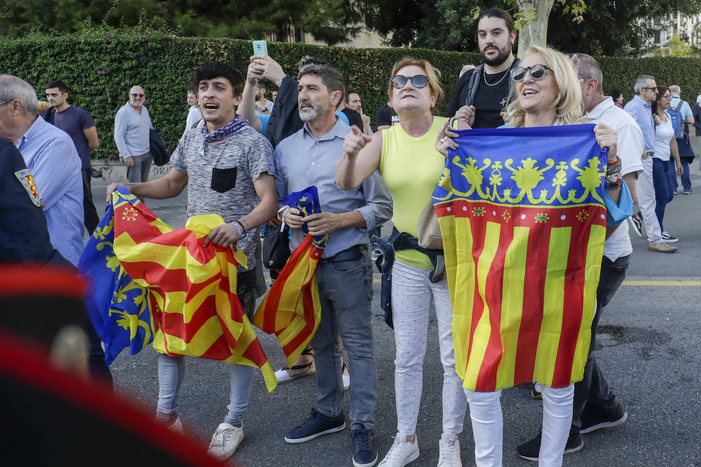 Fotos: Manifestaciones en Valencia por el 9 d&#039;Octubre 2022