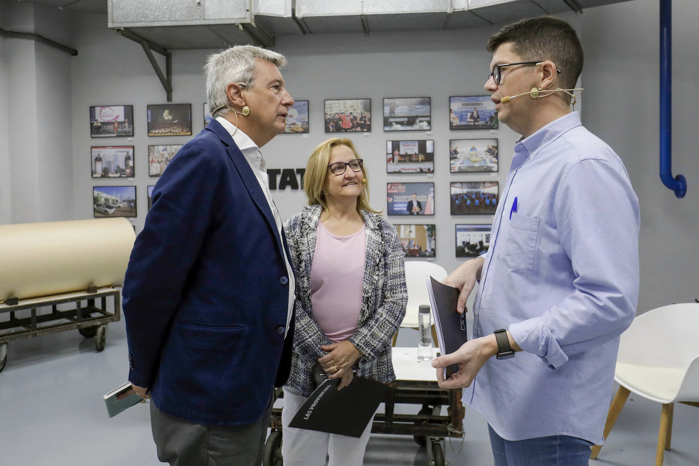 Fotos: Mesa de expertos:«La reforma del Estatut debe responder a las demandas y las nuevas tendencias sociales»
