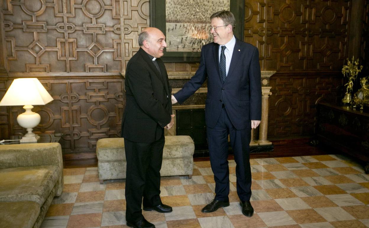 Enrique Benavent en una reunión con Puig. 