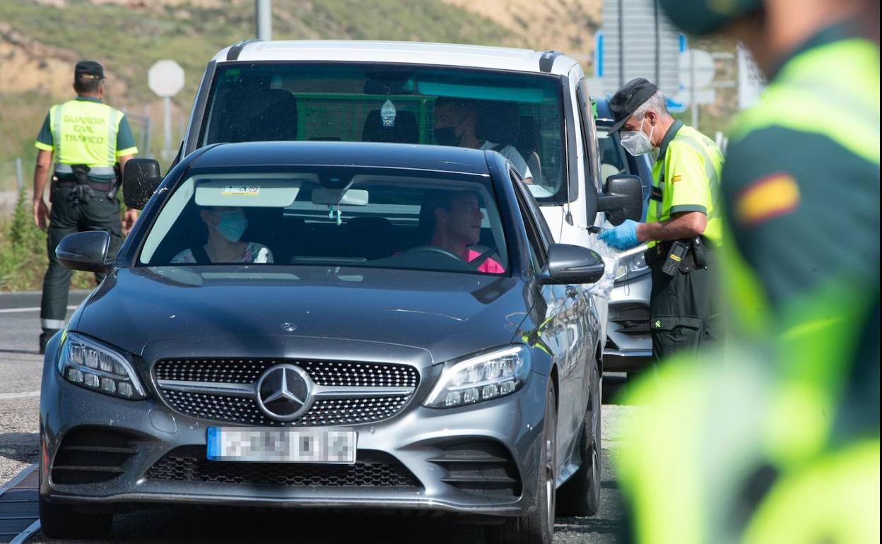 Un control de la Guardia Civil de Tráfico.