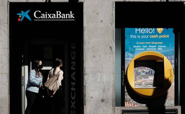 Anuncio de Caixabank a sus clientes de Imagin