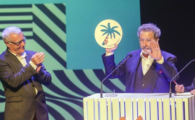 Robert Guédiguian, con la Palmera de Honor de esta edición. 