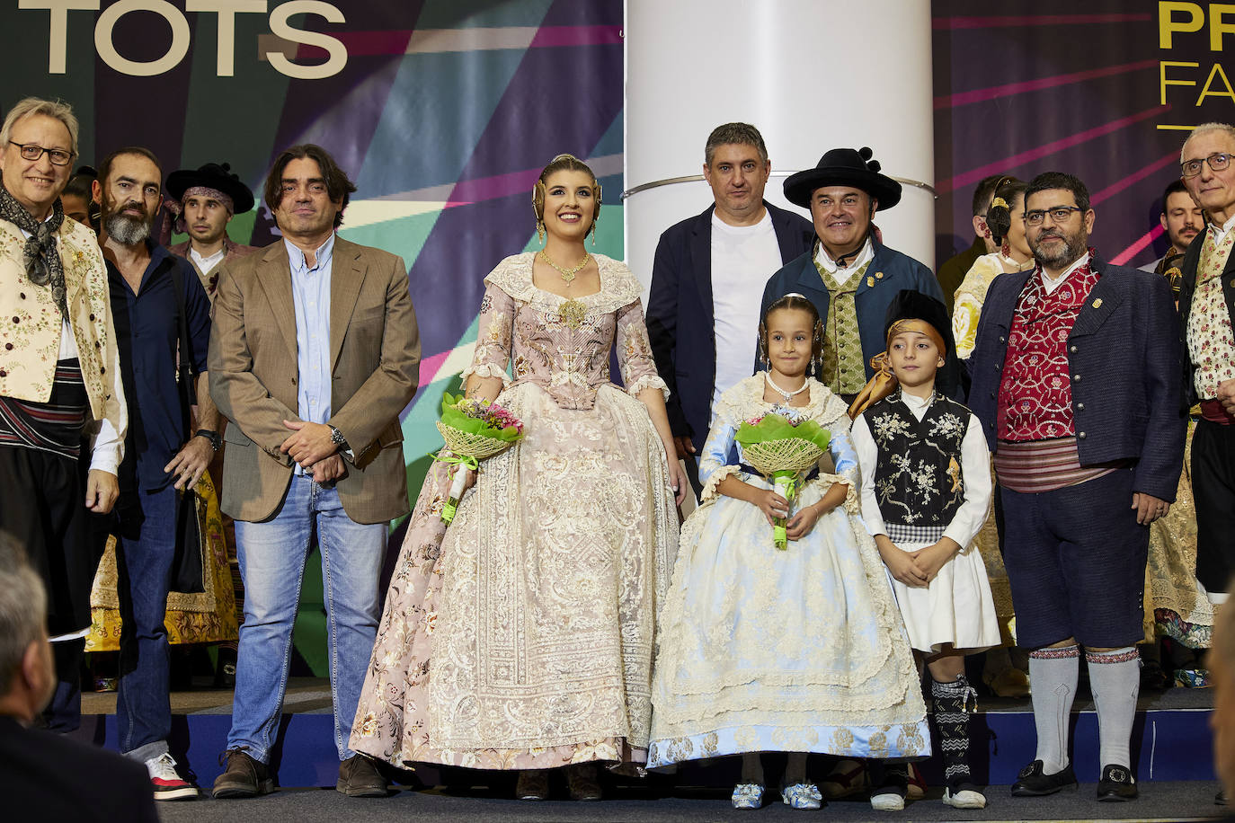 Fotos: Las falleras mayores de Valencia inaguran la exposición de bocetos de las fallas especiales de 2023