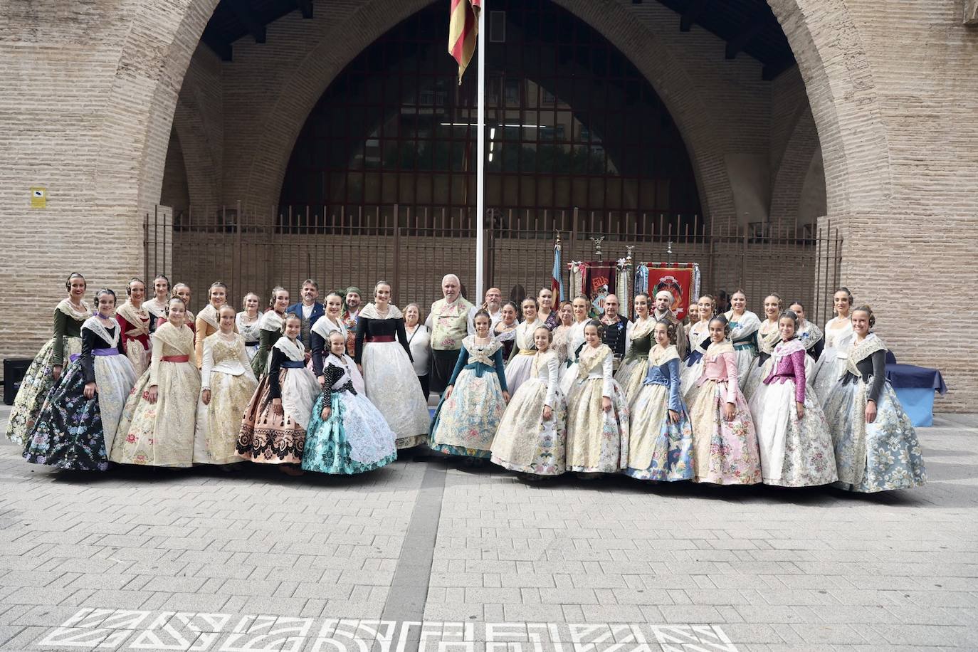 Fotos: El Marítimo homenajea a la Senyera