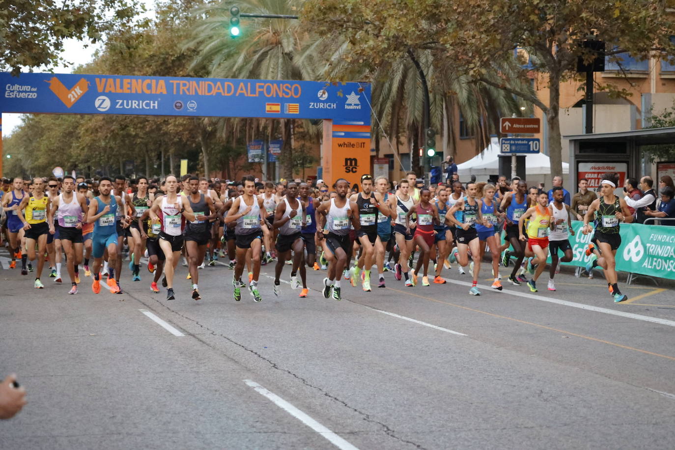 Fotos: Búscate en el Medio Maratón de Valencia 2022