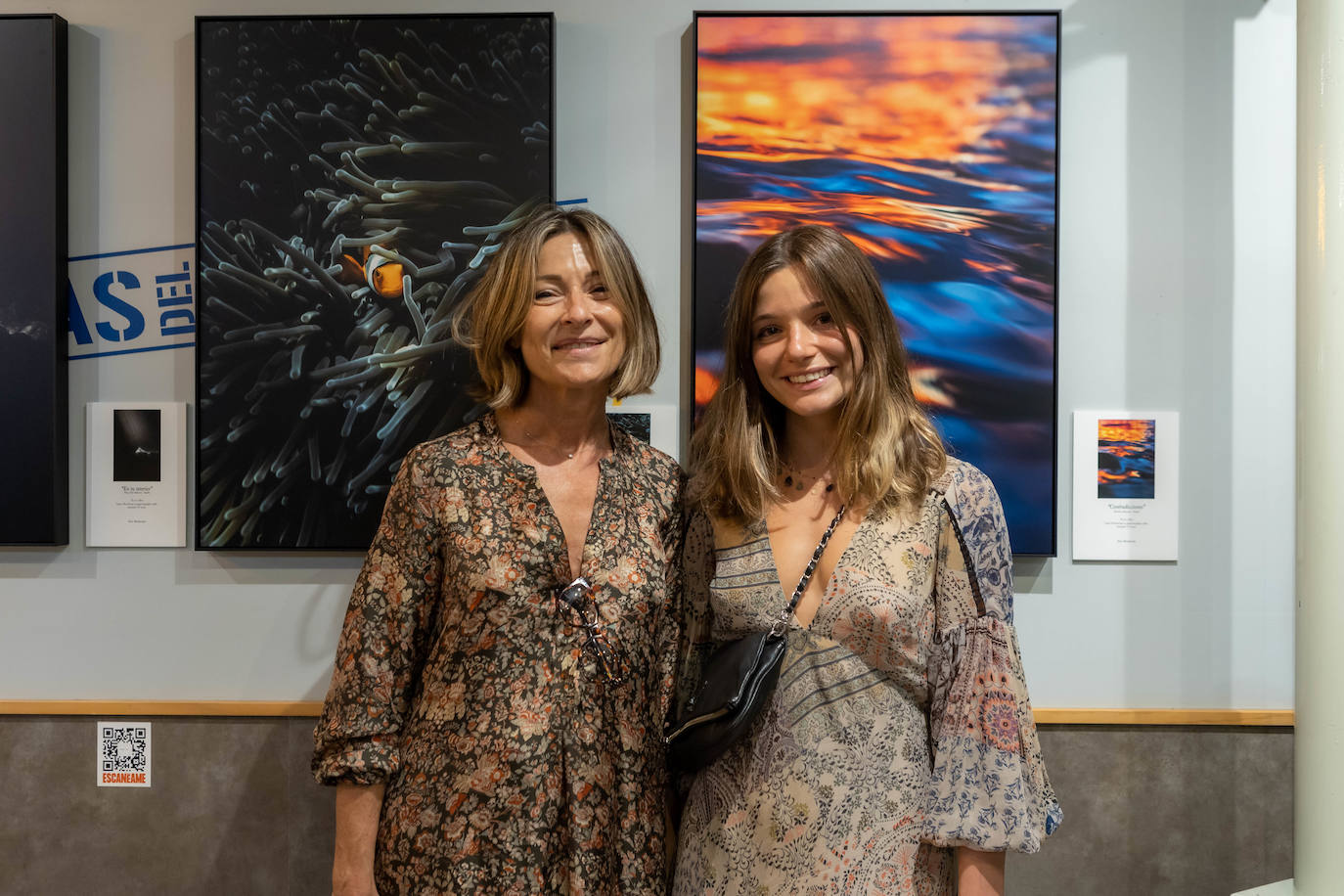 Helga Grollo y su hija  en el Mercado de Colón.