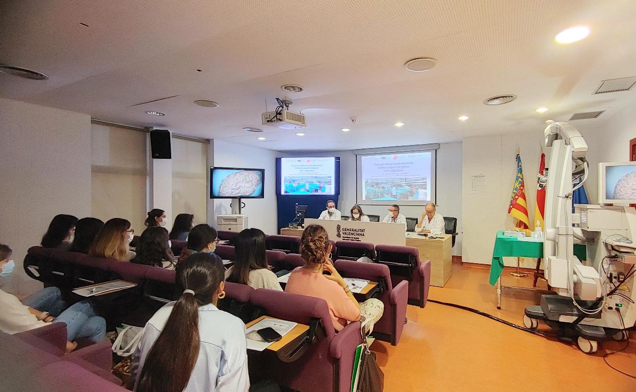 Curso impartido en el Hospital de la Ribera. 