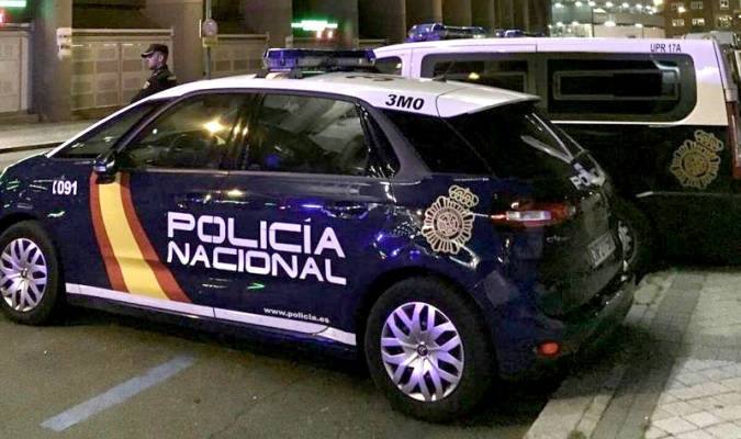 Vehículos de la Policía Nacional. 