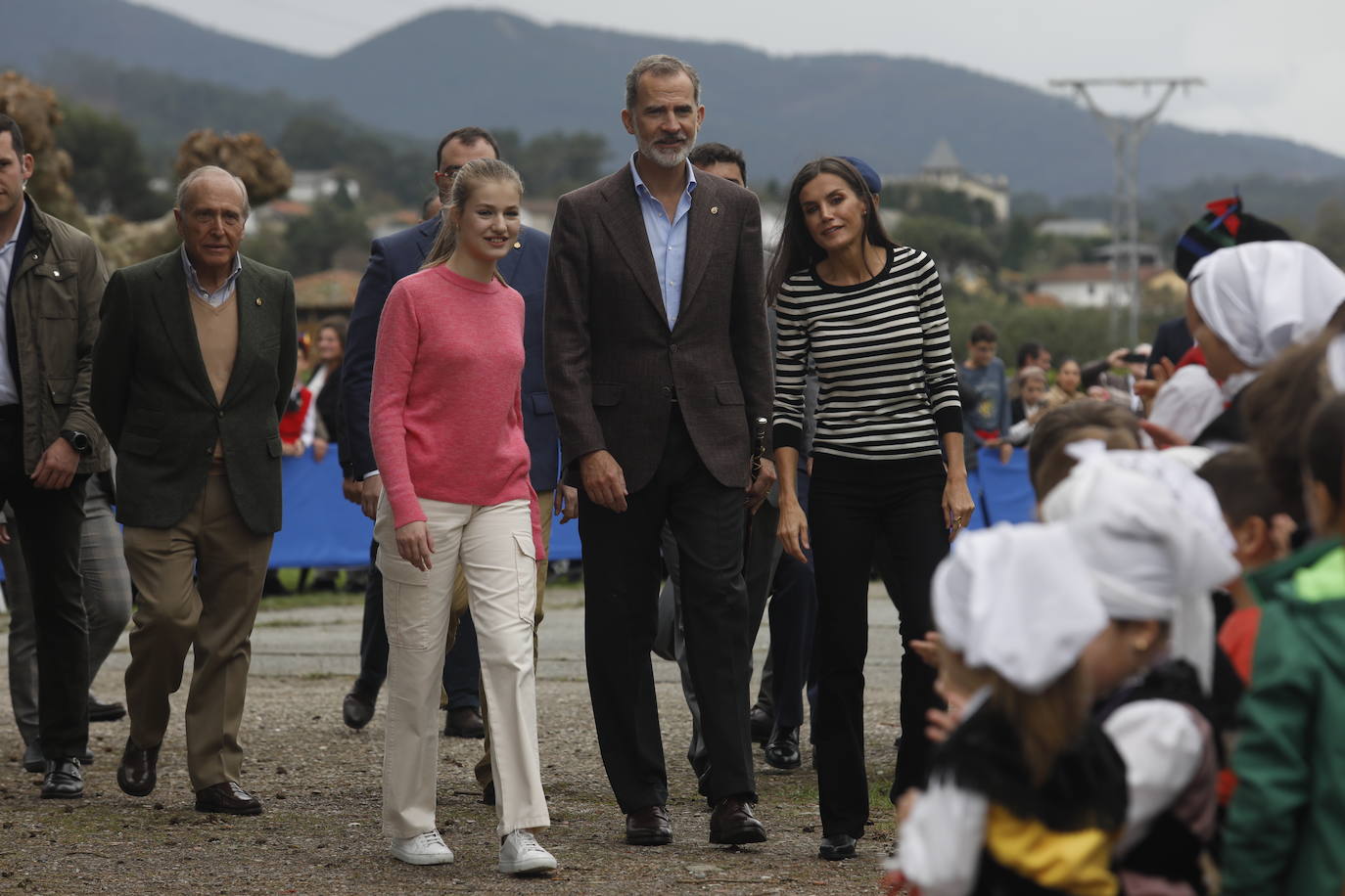 Fotos: La Reina lee el discurso de Leonor en Asturias al sentirse la Princesa indispuesta