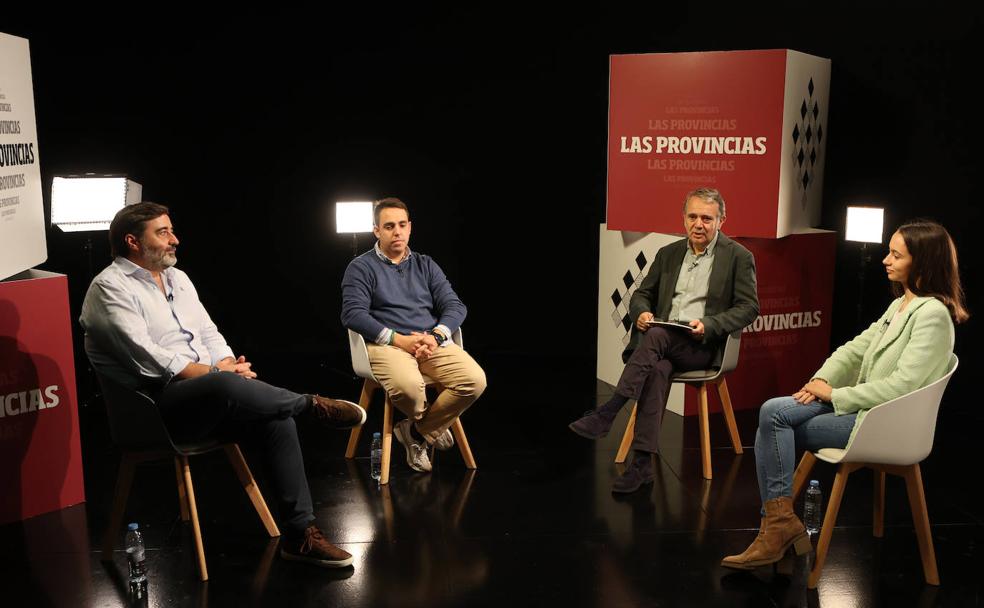 Panel ciudadano. Sergio Adelantado, Salvador Seguí, el jefe de Coordinación de LAS PROVINCIAS Jorge Alacid y Raquel Brisa. 