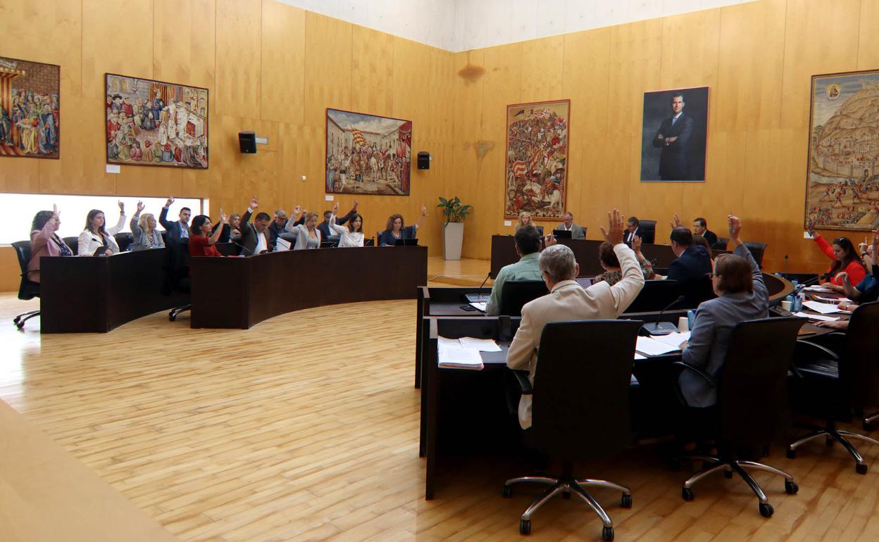 Imagen del último pleno celebrado en Benidorm