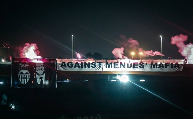 «Contra la mafia de Mendes»