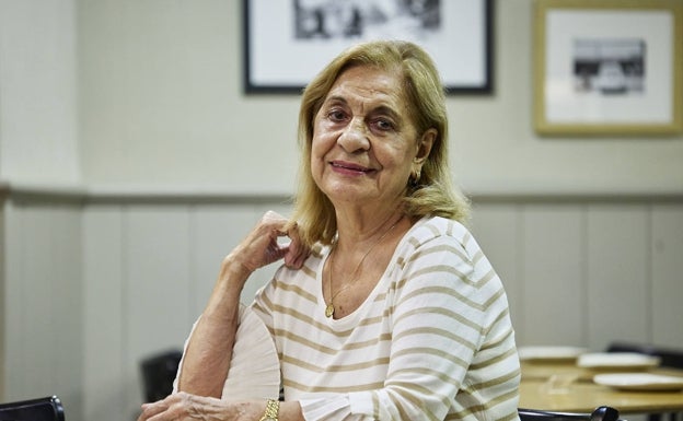 Nieves Echeverría.