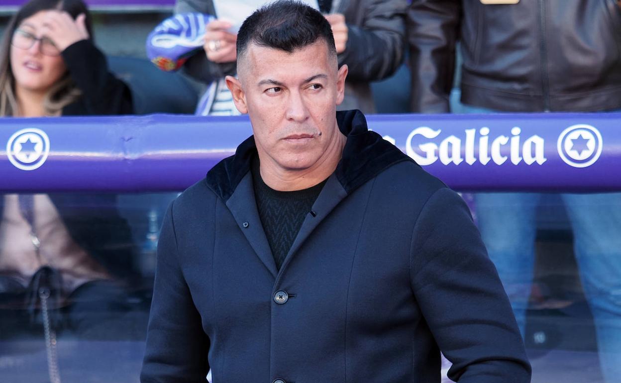 Jorge Almirón, durante el partido ante el Valladolid el pasado sábado.