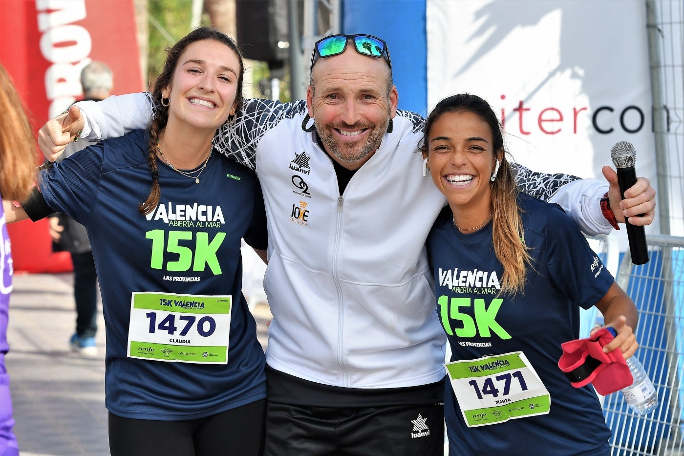 Fotos: Búscate en la llegada de la 15K y 7.5K Valencia Abierta al Mar 2022