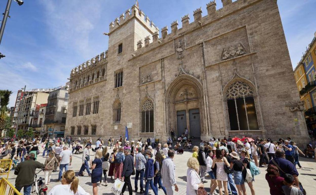 Los vecinos de Valencia radiografiarán en una jornada el creciente turismo en los barrios | Las Provincias