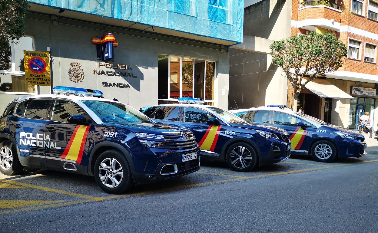 Dos detenidas por clavarse tijeras y morderse en una pelea en Gandia